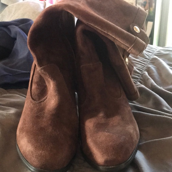 Tommy Hilfiger suede mid calf boots - Picture 7 of 8